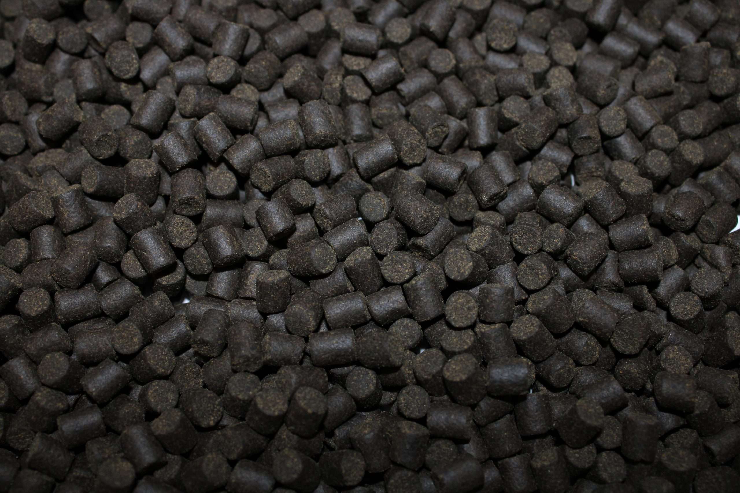 PELLETS BLACK HALLIBUT 900GR PRO ELITE BAITS - Imagen 5