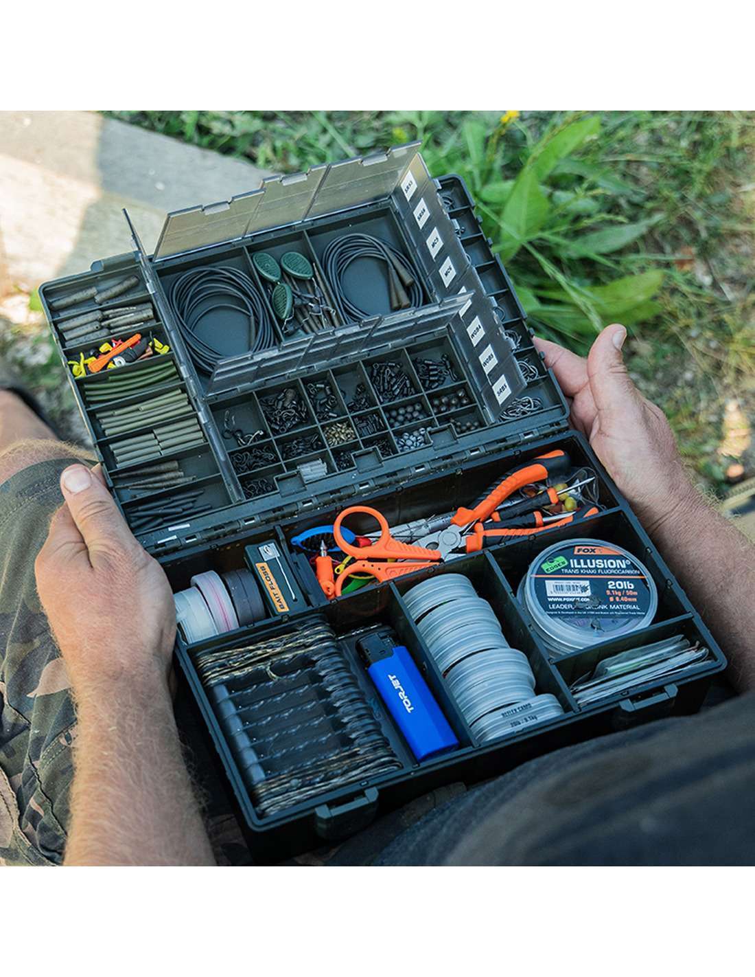 CAJA BAJOS TACKLE BOX MEDIANA FOX - Imagen 5